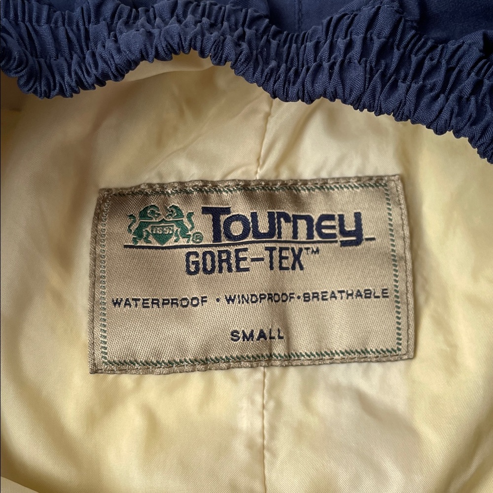 Vintage GORE-TEX Women’s Deep Blue Cargo Pants.  Size small. - Picture 3 of 6